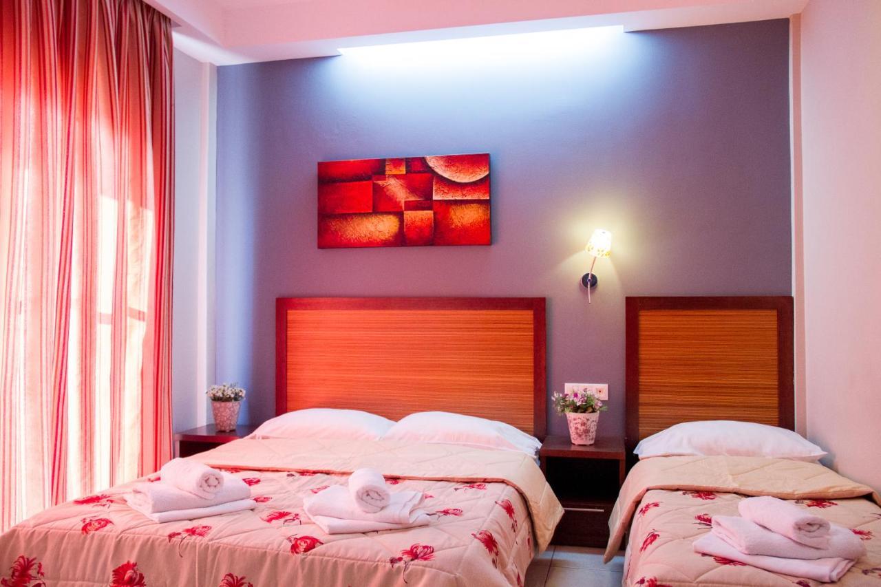 Hotel Rodon ปาราเลียกาเตอรีนิส ภายนอก รูปภาพ