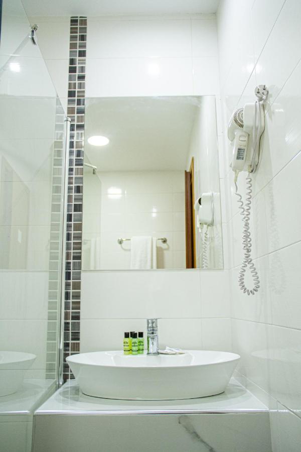 Hotel Rodon ปาราเลียกาเตอรีนิส ภายนอก รูปภาพ
