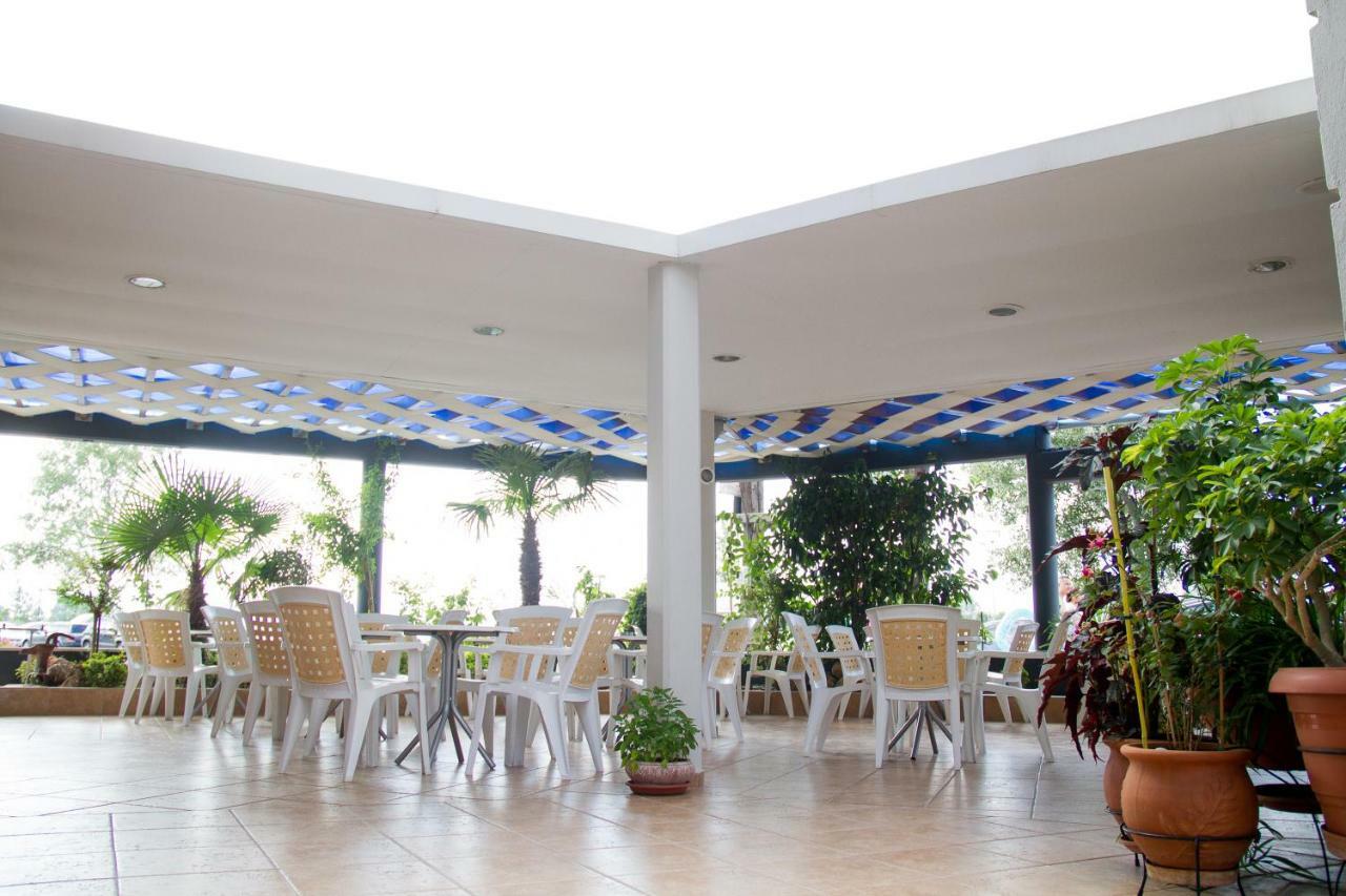 Hotel Rodon ปาราเลียกาเตอรีนิส ภายนอก รูปภาพ