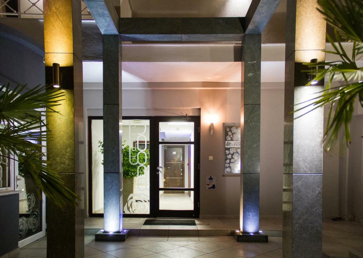 Hotel Rodon ปาราเลียกาเตอรีนิส ภายนอก รูปภาพ