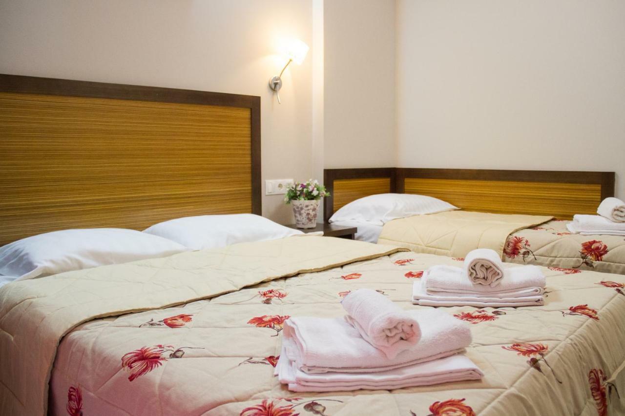 Hotel Rodon ปาราเลียกาเตอรีนิส ภายนอก รูปภาพ