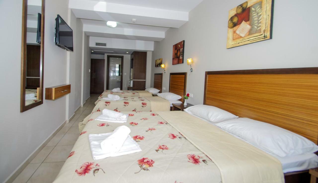 Hotel Rodon ปาราเลียกาเตอรีนิส ภายนอก รูปภาพ